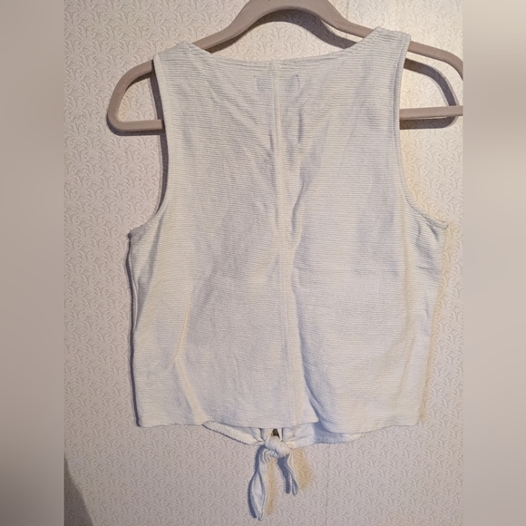Texture & Thread Madewell Tie-front Tank - Picture 3 of 5